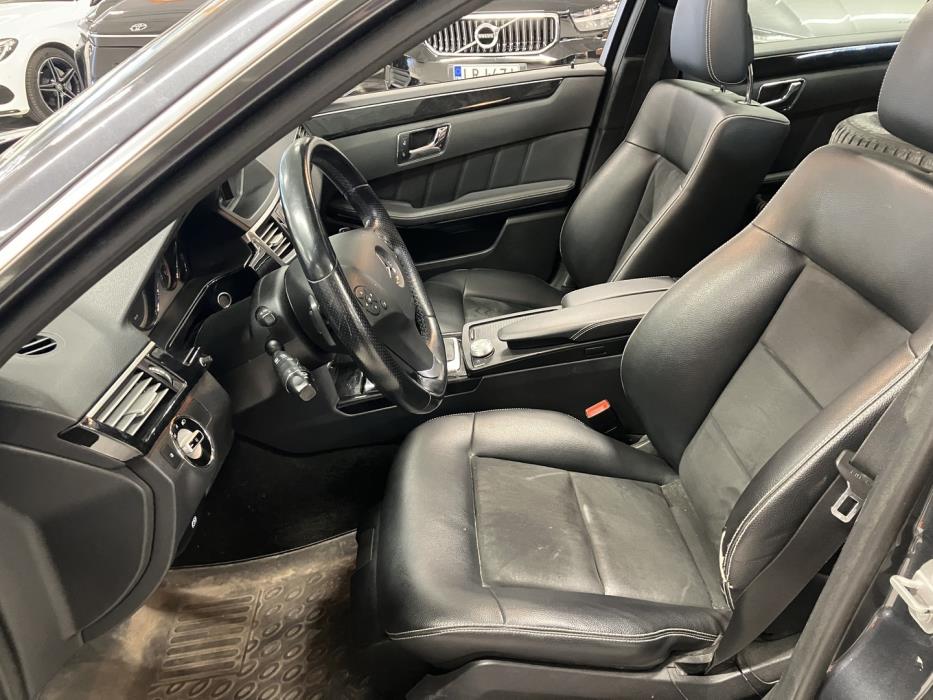 MERCEDES-BENZ E 2010