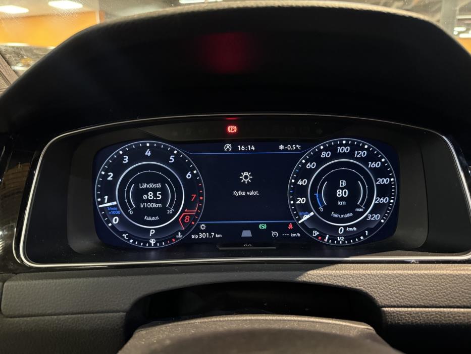 VOLKSWAGEN Golf 2018