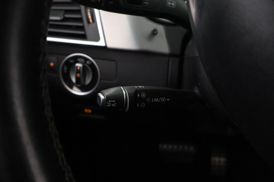 MERCEDES-BENZ ML 2012