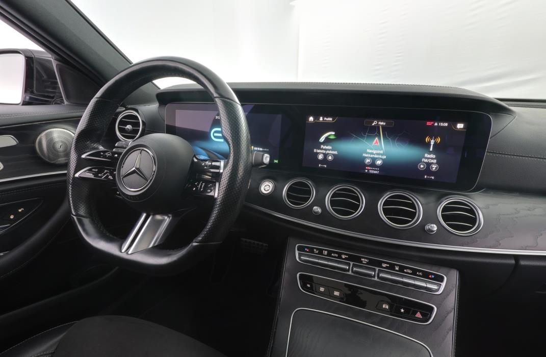 MERCEDES-BENZ E 2021