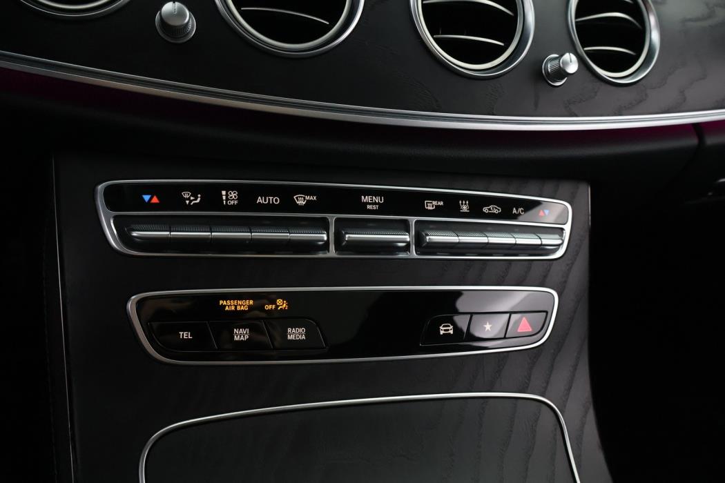 MERCEDES-BENZ E 2021