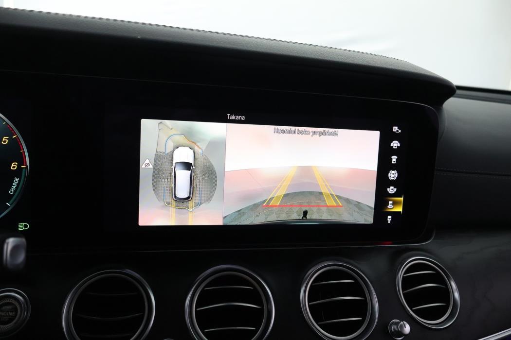 MERCEDES-BENZ E 2021