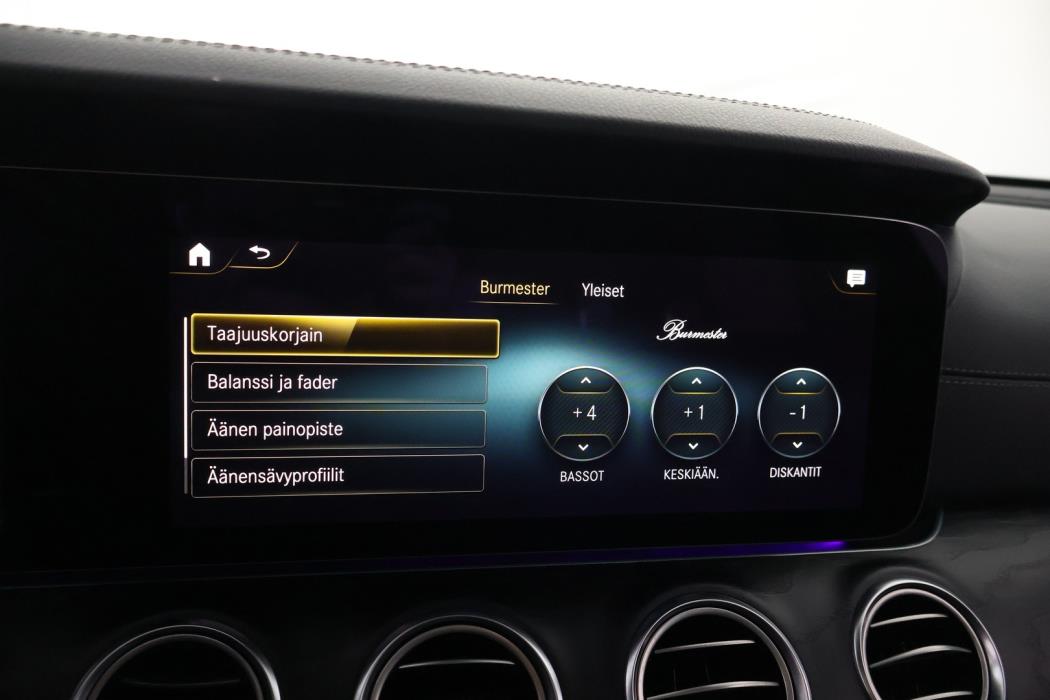 MERCEDES-BENZ E 2021