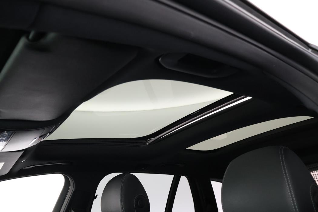 MERCEDES-BENZ E 2021