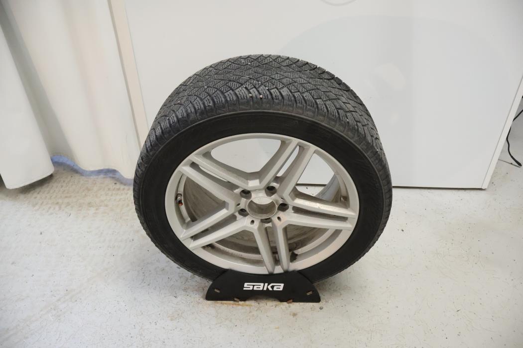 MERCEDES-BENZ E 2021