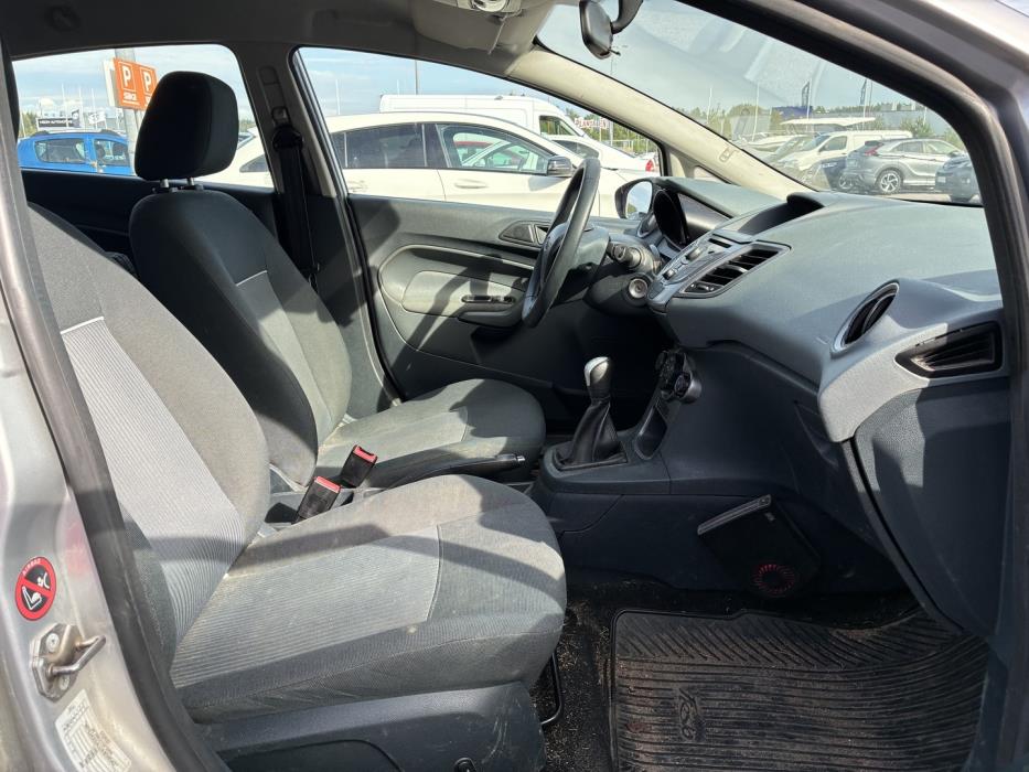 FORD Fiesta 2011