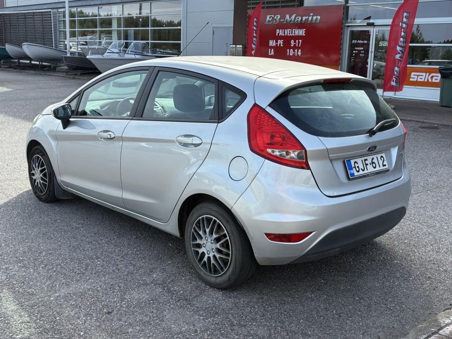FORD Fiesta 2011
