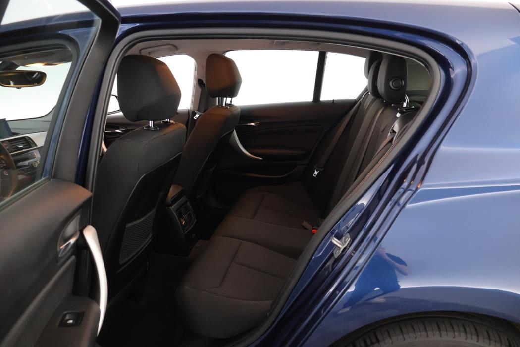 BMW 118 2018