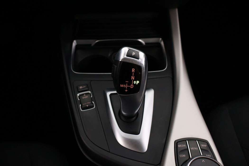 BMW 118 2018