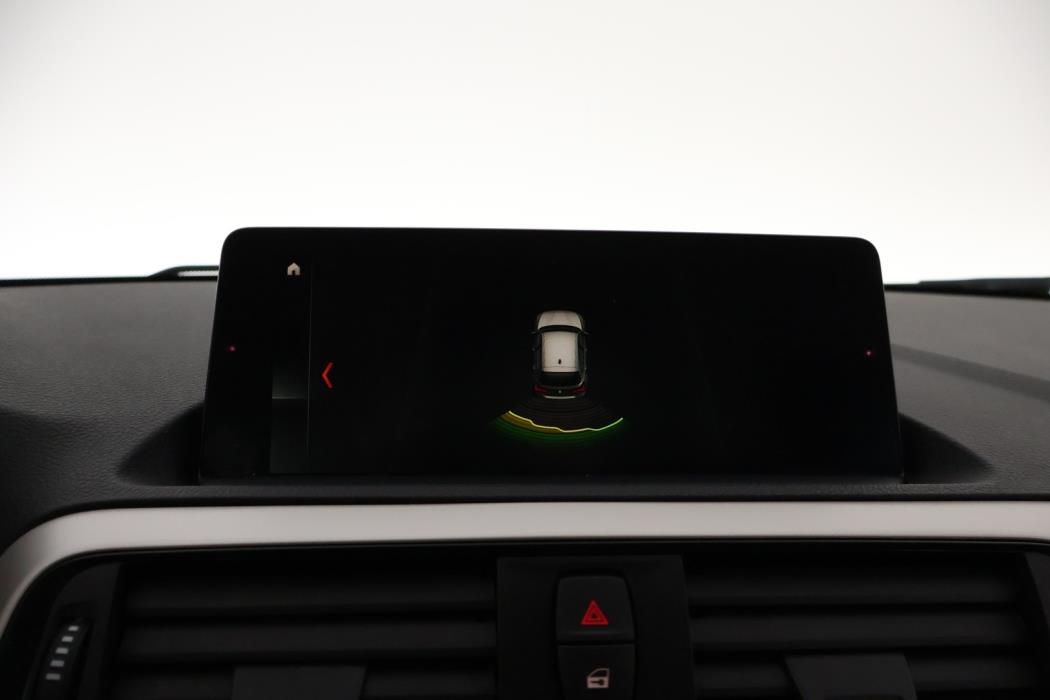 BMW 118 2018