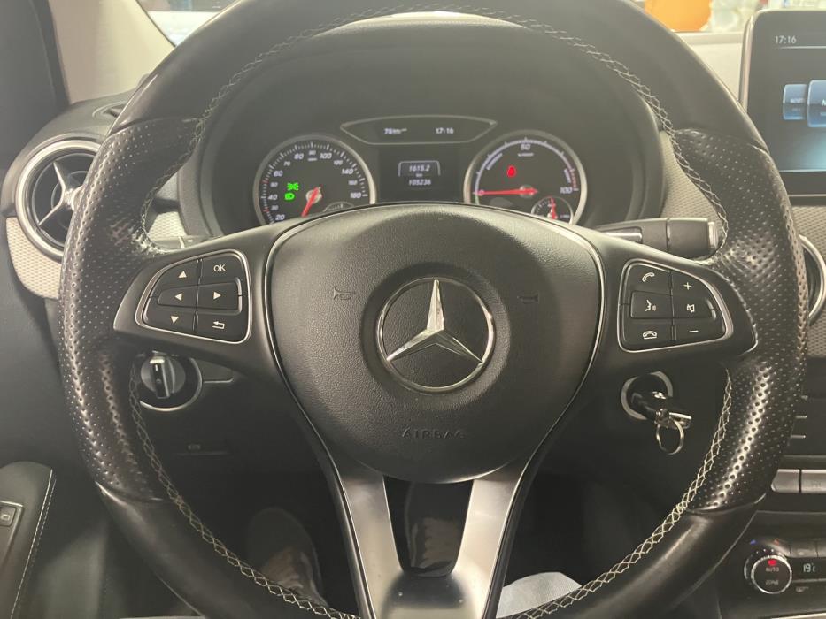 MERCEDES-BENZ B 2015