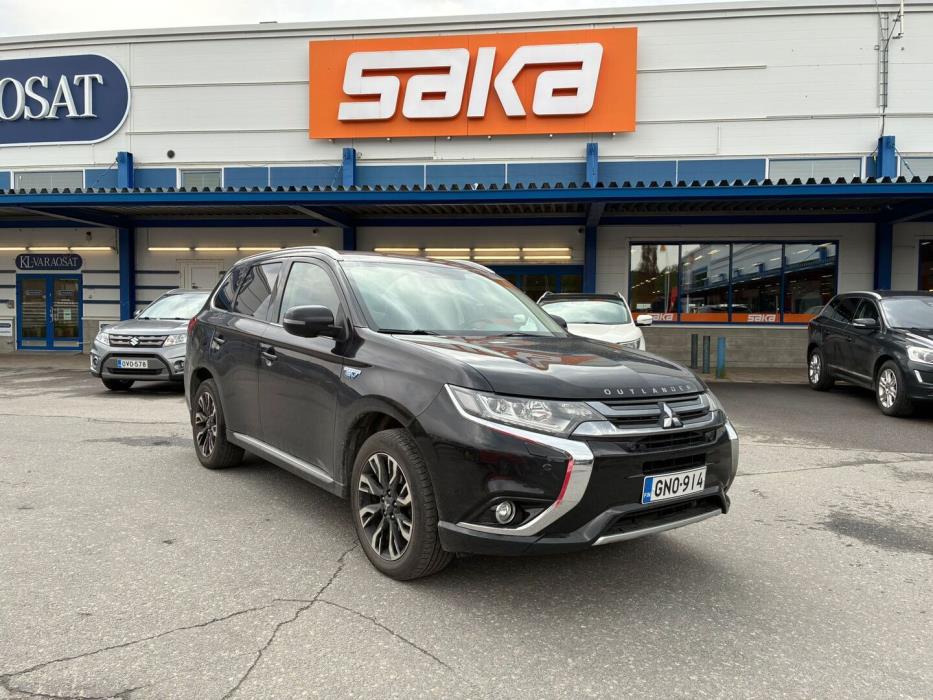 MITSUBISHI Outlander PHEV 2016