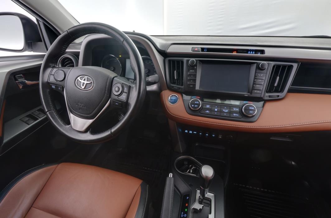 TOYOTA RAV4 2016