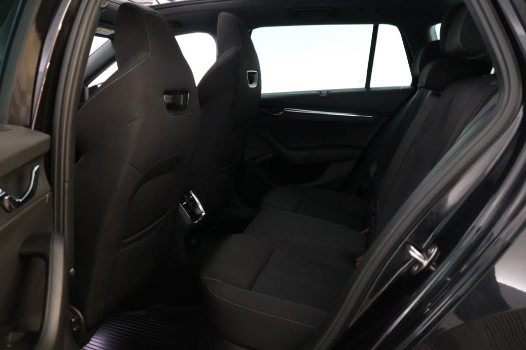 SKODA Octavia 2021