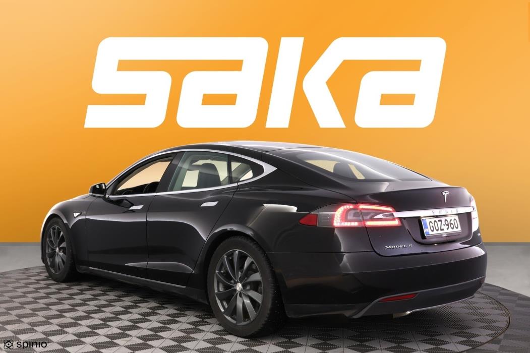 TESLA Model S 2016