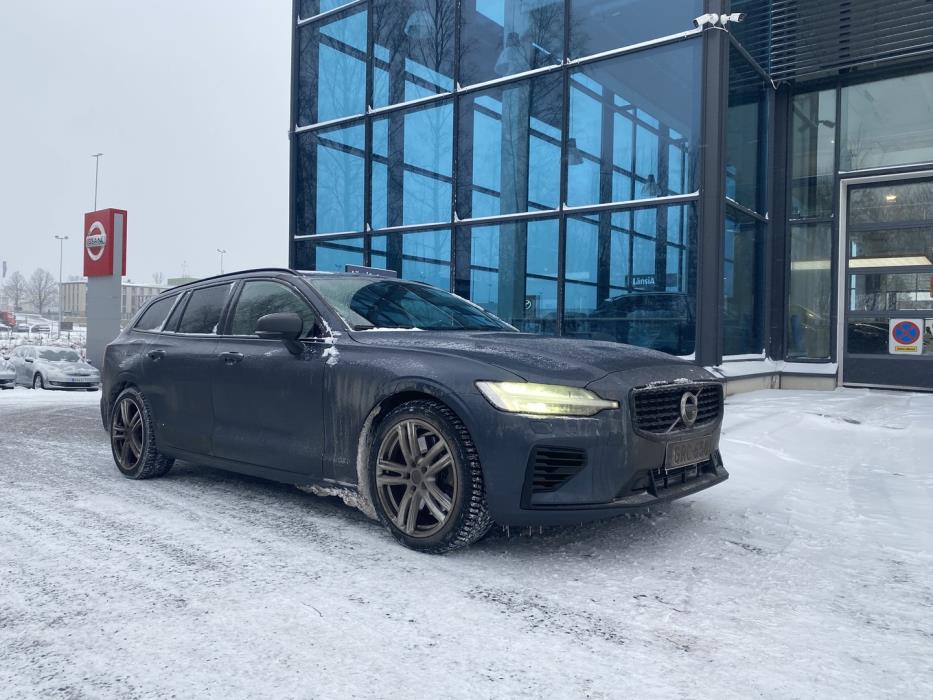 VOLVO V60 2022