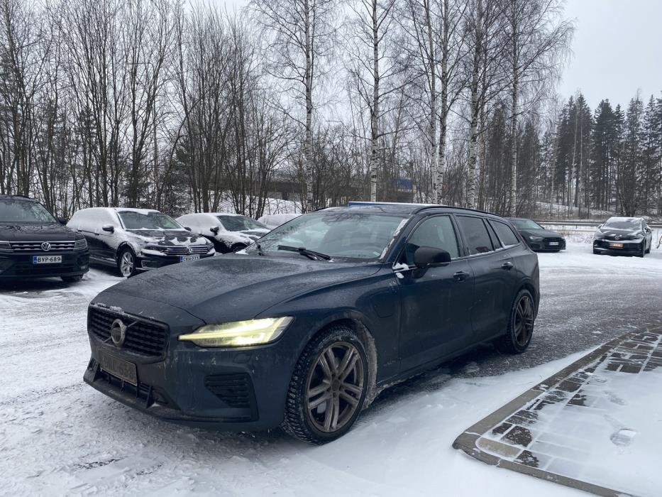 VOLVO V60 2022