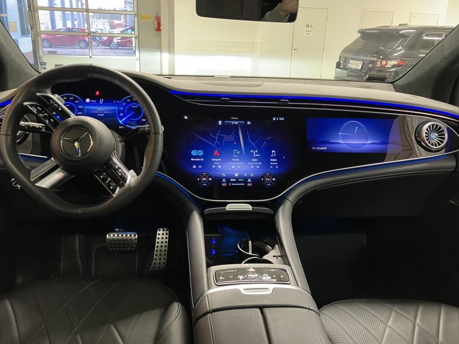 MERCEDES-BENZ EQE SUV 2024