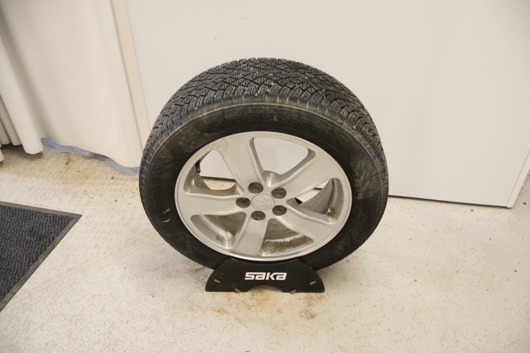 TOYOTA PRIUS PLUG-IN HYBRID 2013