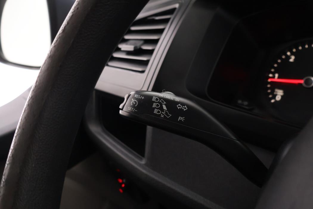 VOLKSWAGEN Transporter 2016
