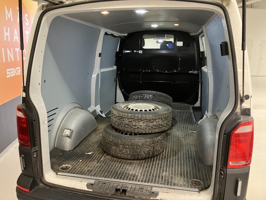 VOLKSWAGEN Transporter 2016