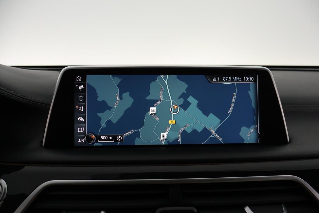 BMW 730 2016