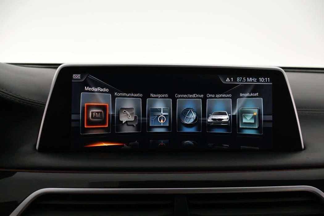 BMW 730 2016