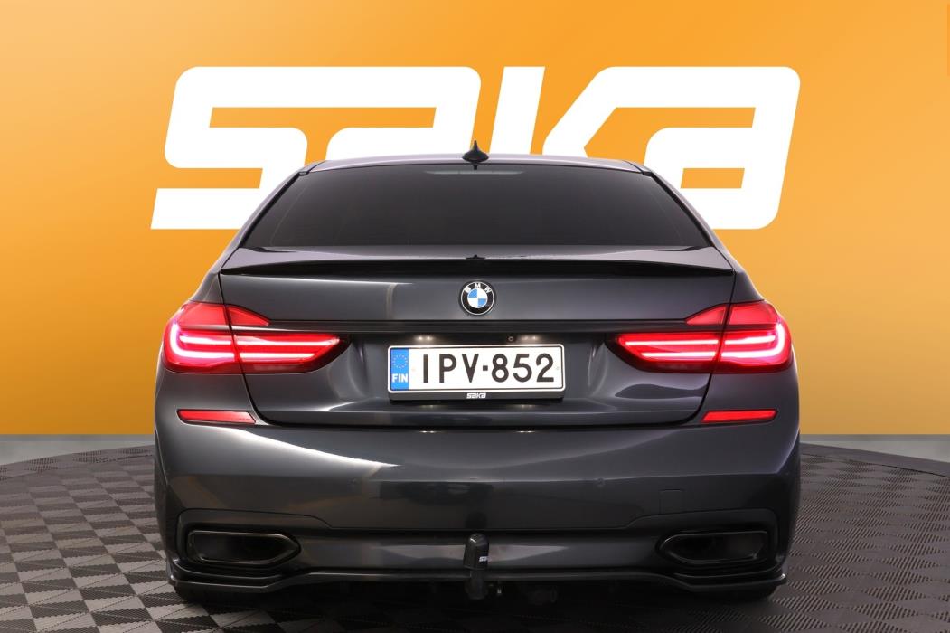 BMW 730 2016