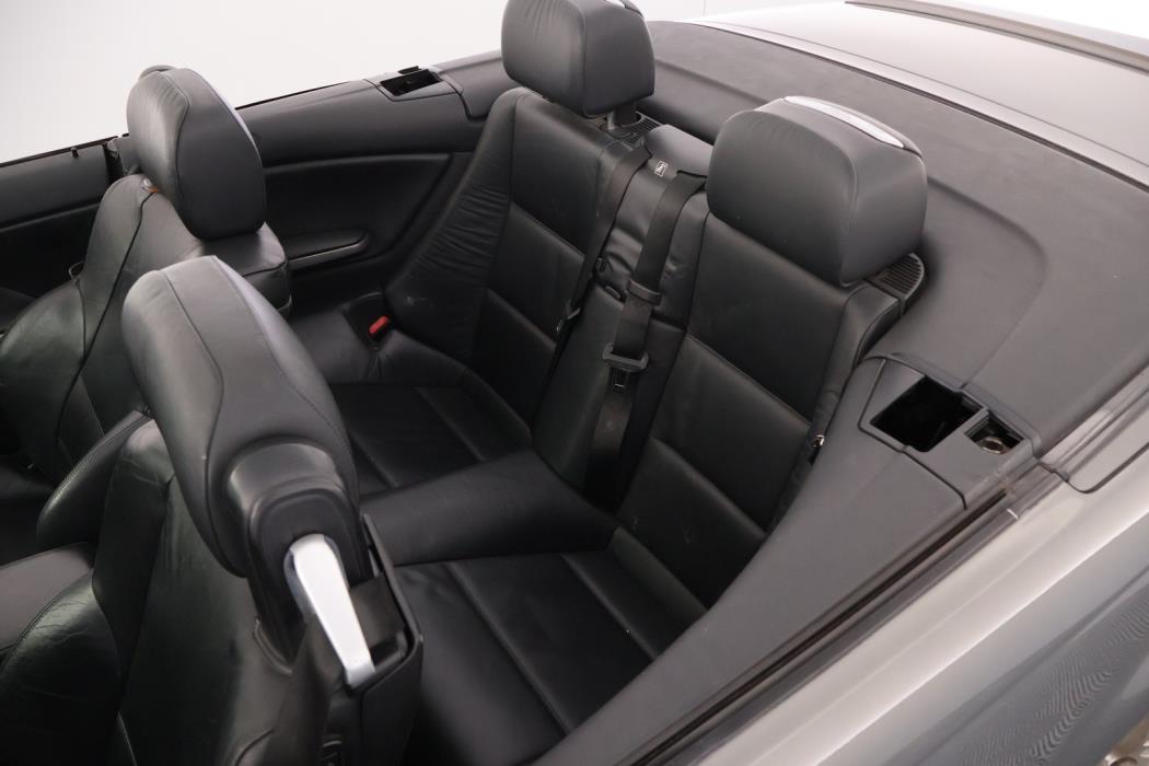 BMW 325 2002