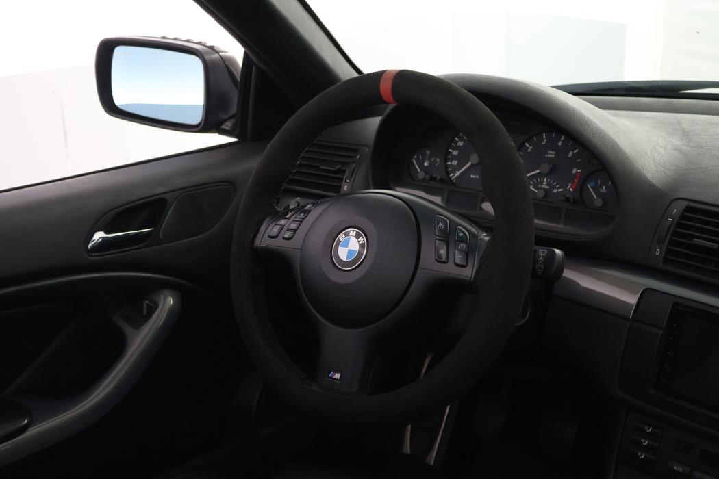 BMW 325 2002