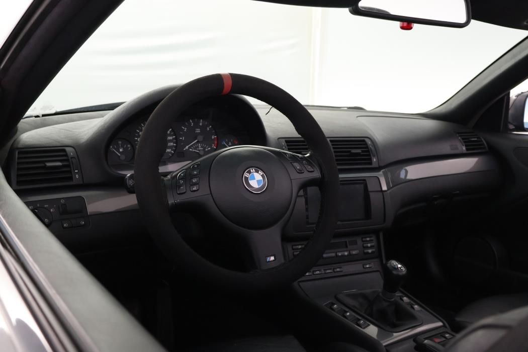 BMW 325 2002