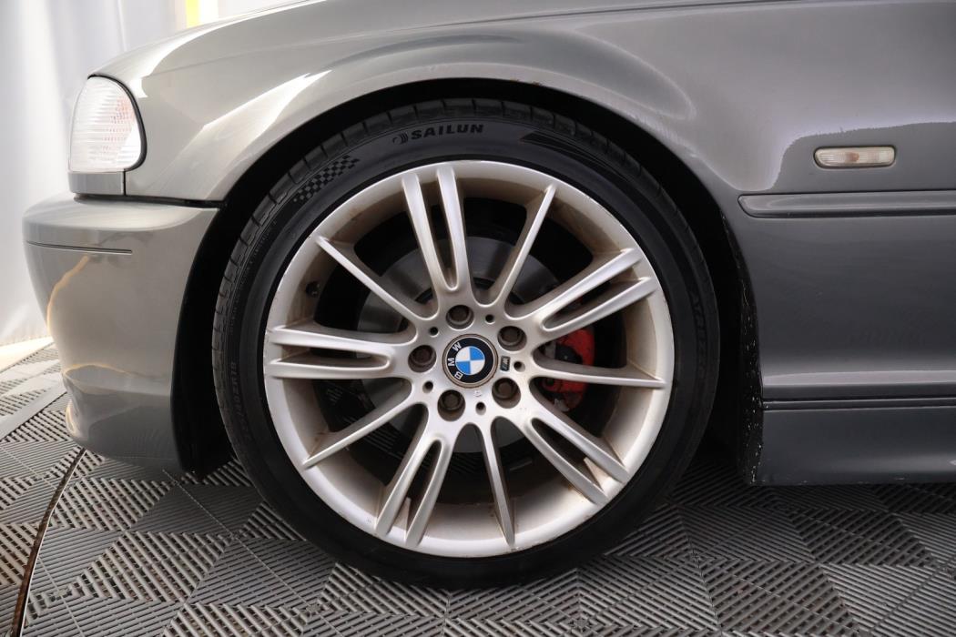 BMW 325 2002