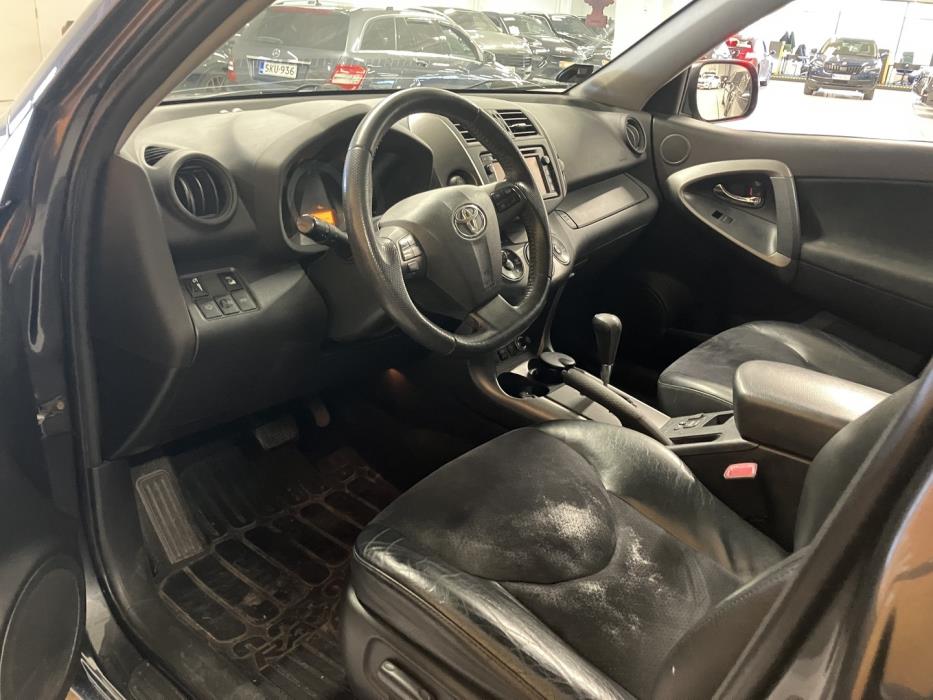 TOYOTA RAV4 2012