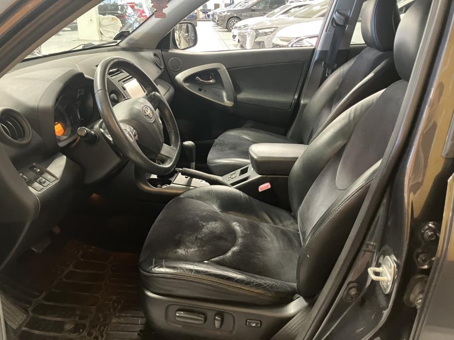 TOYOTA RAV4 2012