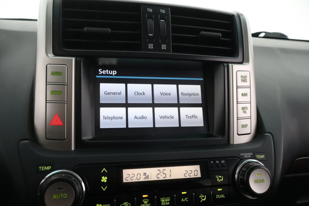 TOYOTA Land Cruiser 2012