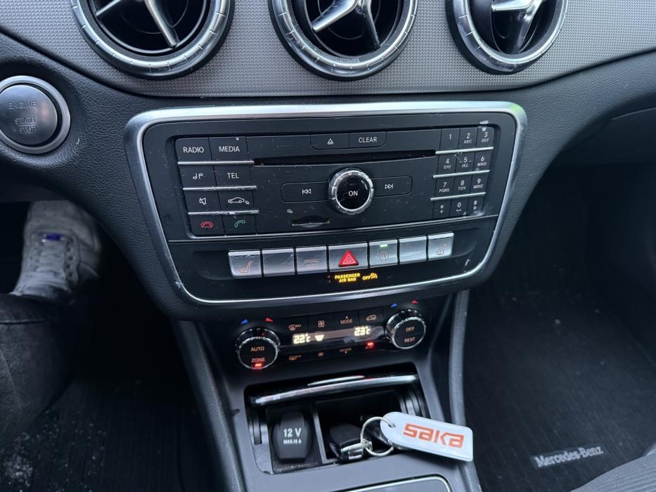 MERCEDES-BENZ CLA 2017