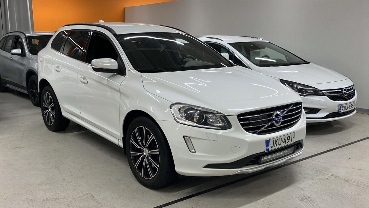 VOLVO XC60 2015