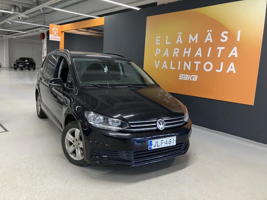 VOLKSWAGEN Touran 2019