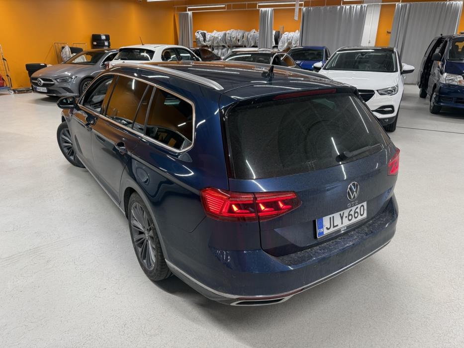 VOLKSWAGEN Passat 2021