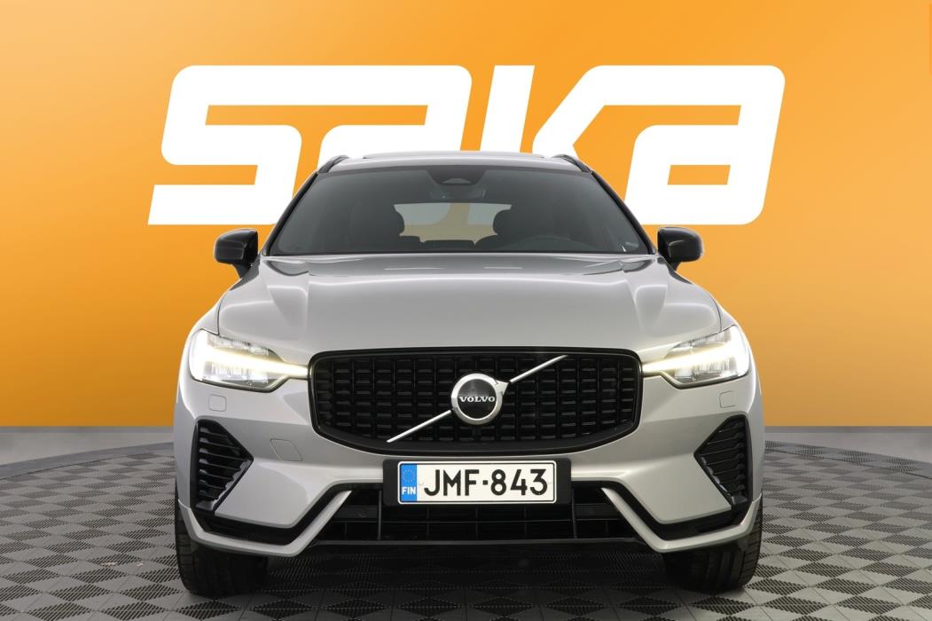 VOLVO XC60 2022