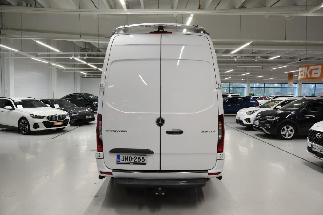 MERCEDES-BENZ Sprinter 2024