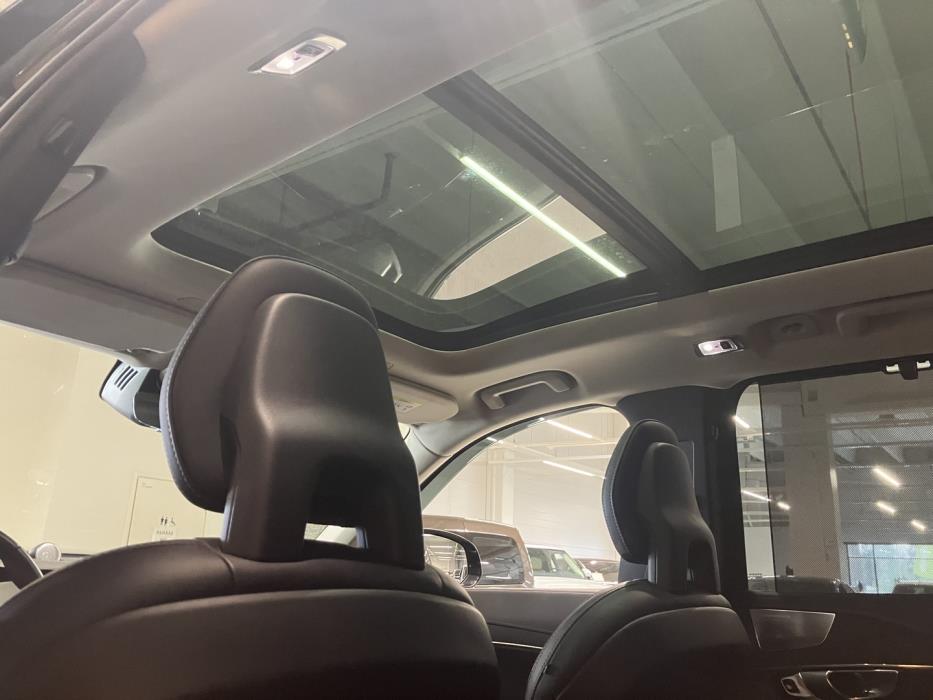 VOLVO XC90 2020