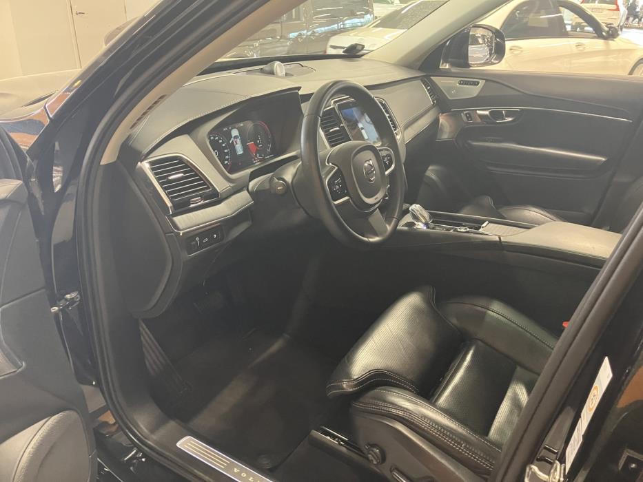VOLVO XC90 2020