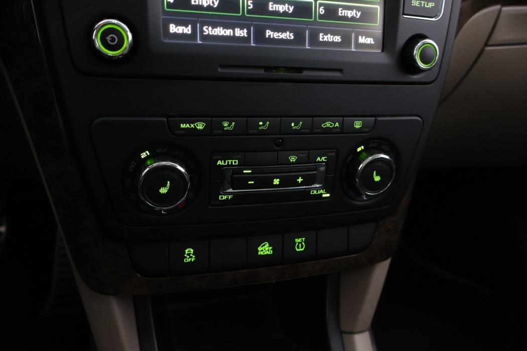 SKODA Yeti 2014