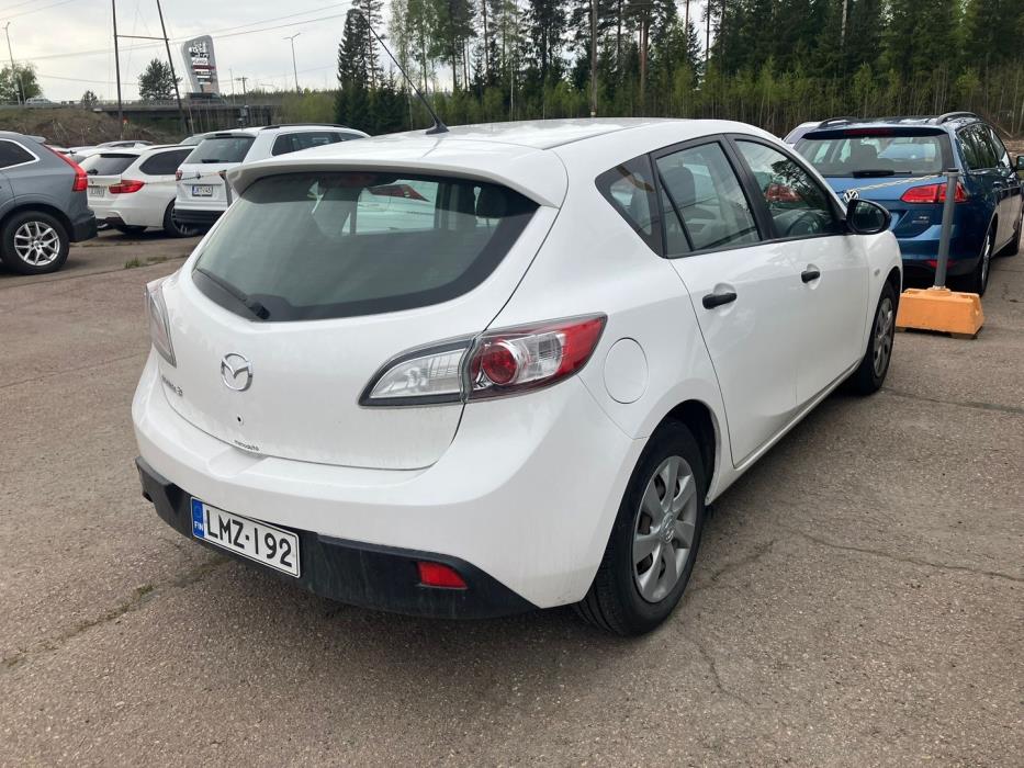 MAZDA Mazda3 2010