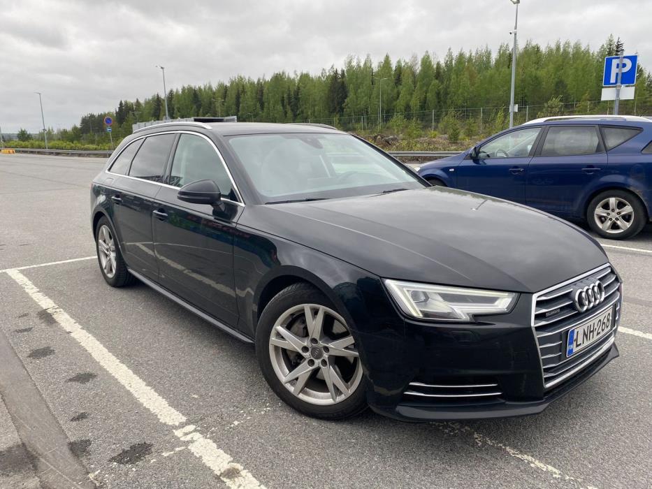 AUDI A4 2016