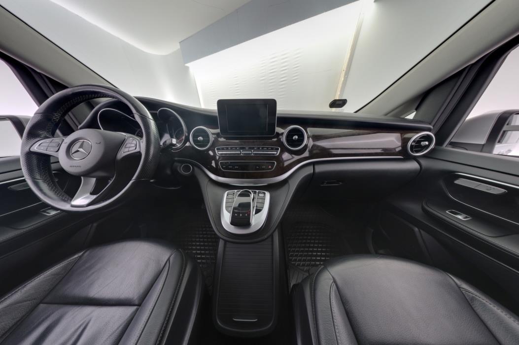 MERCEDES-BENZ V 2018