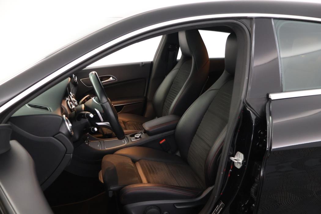 MERCEDES-BENZ CLA 2018