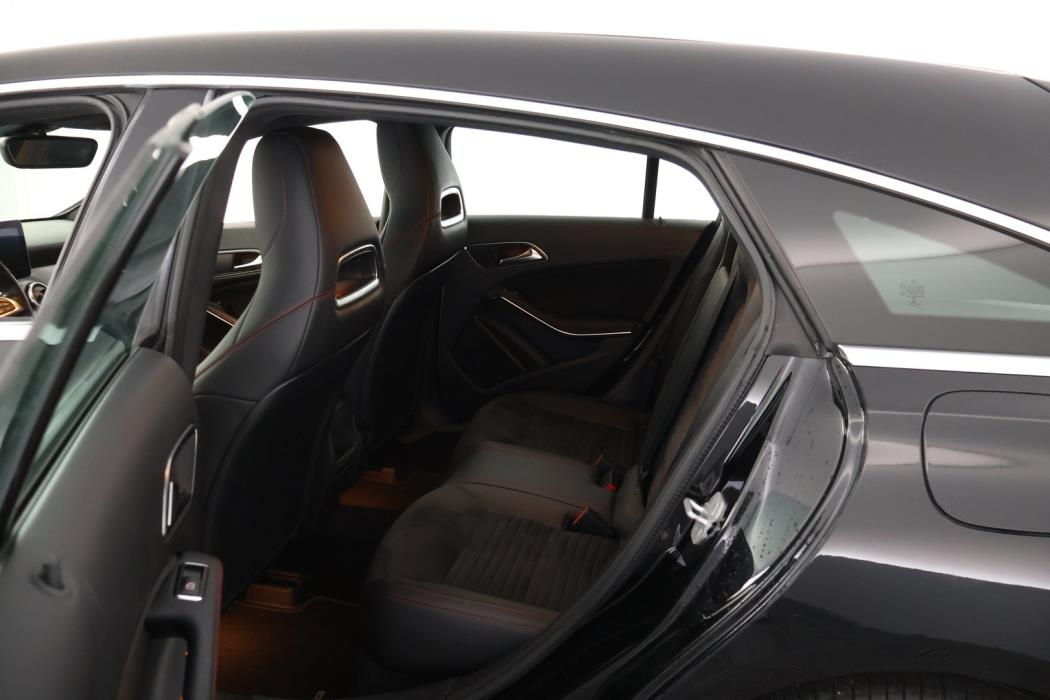 MERCEDES-BENZ CLA 2018