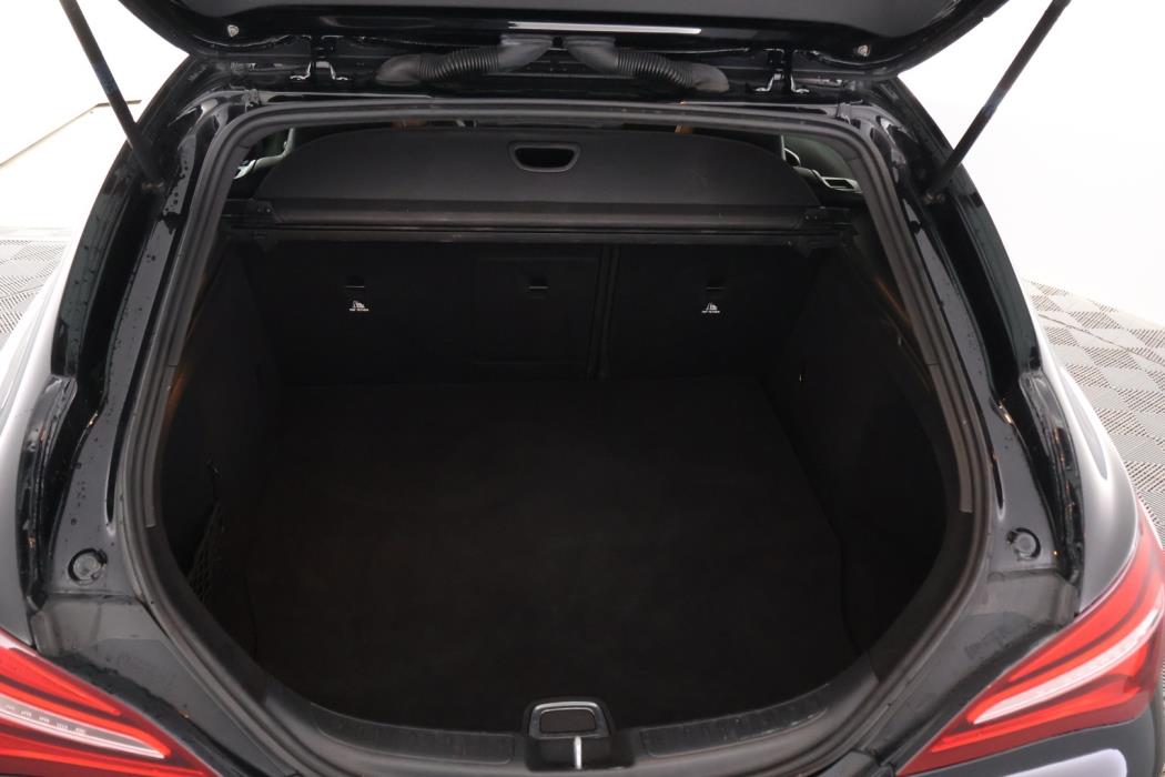 MERCEDES-BENZ CLA 2018